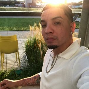 Meet your Posher, Juan